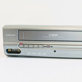 Magnavox Mwd2205 Dvd Vhs Vcr Player Combo Player And