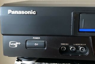 EXTRA Panasonic PV - V4611 VHS/VCR 4 Head Hi - Fi Stereo Player Recorder 2