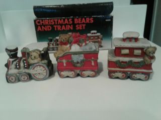 Vintage Flambro Christmas Bears 3 Piece Train Set Porcelain