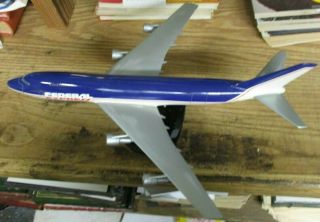 Federal Express Boeing 747 Plastic Model Airplane Stand