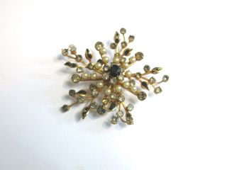 Vintage Coro Signed Brooch Pin With Rhinestones / Flower Shapped