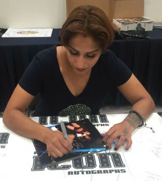 Faby Apache Signed 8x10 Photo AAA Lucha Libre AEW Wrestling Picture Autograph 2 2