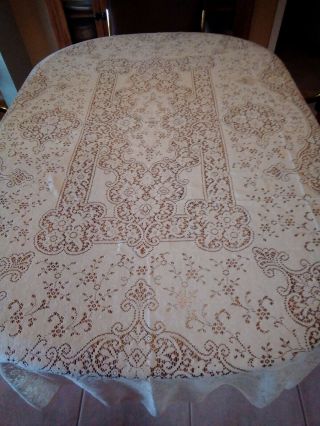 Lovely Vintage Ivory Lace Tablecloth.  Possibly Quaker Lace.  60 X 72