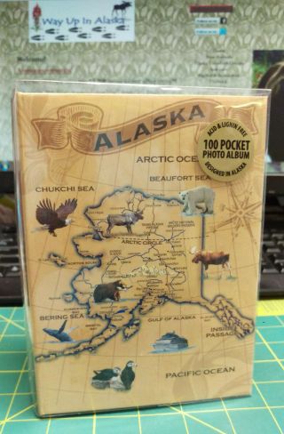Alaska Photo Album holds 100 4x6 photos - Map with animals Comes w postcard 2