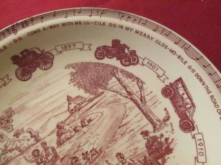 1897 - 1925 Vernon Kilns Dinner Plate: 