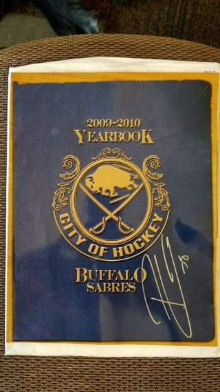 Signed Yearbook By Paul Gaustad Buffalo Sabres 2009 - 2010 Yearbook