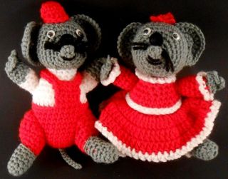 Mr & Mrs Christmas Mice Dolls Hand Crochet Mouse Pair Vintage Holiday Decor