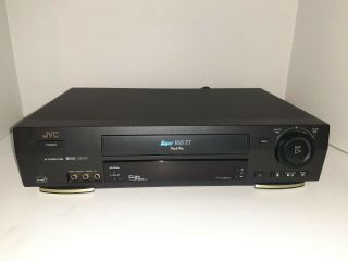 Jvc Hr - S3800u Vhs Et Video Cassette Recorder Vcr Plus With Rca Cables.