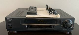 Sony Slv - 740hf Vhs Player Video Cassette Recorder With Remote And Instructions