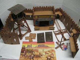 Vintage Playmobil Western Fort Bravo
