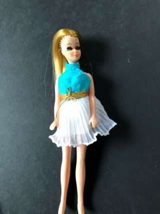 Vintage Dawn Barbie With 2 Outfits