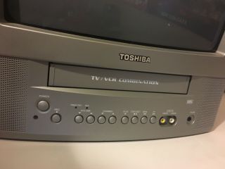Toshiba TV VCR VHS Tape Player Combo CRT 13 