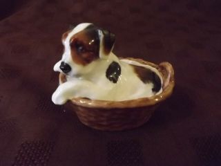 Scarce Vintage Royal Doulton Puppy In A Basket Figurine - Hn2587