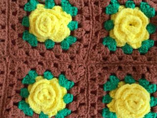 Very Unique Vintage Crochet Afghan Blanket Raised 3d Yellow Flowers 4 