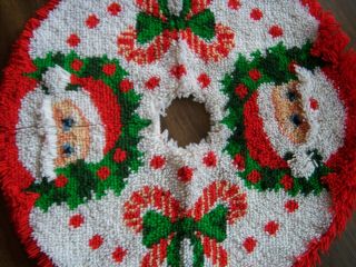Vintage Holiday Latch Hook Tree Skirt Christmas & Santa W Candy Canes Charming