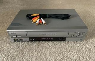 Sanyo Vwm - 900 Vcr 4 Head Hi - Fi Stereo Vcr Vhs Player Video Cassette Recorder