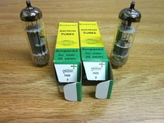 (2) Amperex Made In Holland Type 6gw8/ecl86 Tubes (nos) Matching Codes