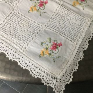 Vtg Pillow Sham Cover Embroidered Floral Figural Crochet Lace 35.  5x20.  5 " Chic