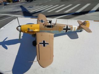 1/48 Scale Ww2 German Messerschmidt Bf Me109 Fighter,  Painted Built Model Africa