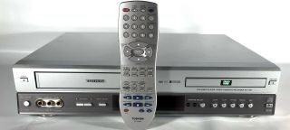 Toshiba Sd - V280ua Vhs Vcr Player/recorder Dvd Player Combo 4 Head Hi - Fi & Remote