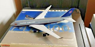 United Airlines Boeing 747 - 400 Model 1:400 Scale Dragon Wings Gemini Jets Rare