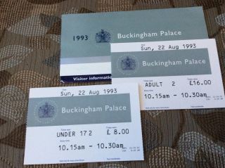 Buckingham Palace 1993 Visitor Tickets And 21 Postcards And Art Guide