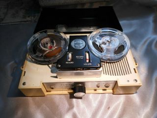 Vintage Commodore Reel To Reel Portable Tape Recorder 403r