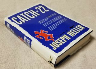 Catch - 22 Vintage 1961 Hardcover Novel Book Joseph Heller Hbdj Book Club Edition