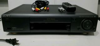 Sony Vcr Vhs Player Complete With Remote,  Cables,  Batteries Slv - 776hf