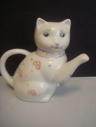 Vintage Hand Painted Ceramic Cat Tea Pot - Made In China