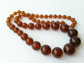 Vintage Faux Amber Rootbeer Lucite / Plastic Graduated Bead Necklace Retro Beads