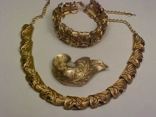 Vintage Sarah Coventry " Golden Brocade " Necklace/bracelet/brooch Set
