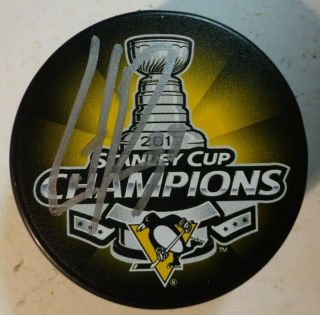 Autographed Carter Rowney Signed Pittsburgh Penguins 2017 Stanley Cup Puck