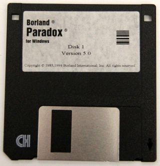 Vintage Borland Paradox for Windows Version 5.  0 relational database management 2