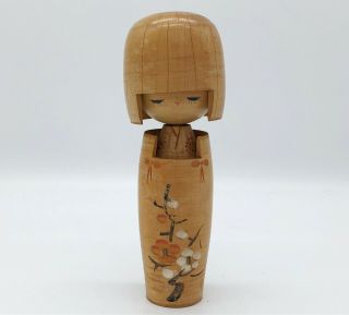 6.  8 Inch (17.  5 Cm) Japanese Vintage Wooden Sosaku Kokeshi