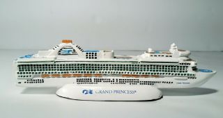 Princess Cruise Line 7 " Grand Princess Cruise Ship Model Souvenir Advertising