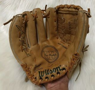 Wilson Jim " Catfish " Hunter Baseball Softball Mitt Glove 10.  5 " Youth Lht A2162