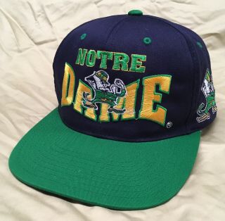Awesome Vintage Classic 90s Notre Dame Fighting Irish Snapback Cap Hat