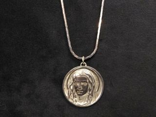 VINTAGE Sterling Silver Virgin Mother Mary Pendant and Necklace 2