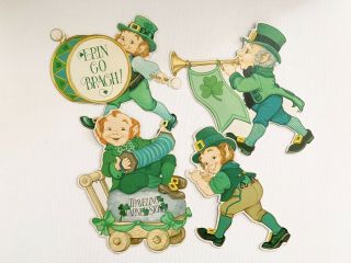 Vtg 1981 Hallmark Diecut Paper Wall Decorations St.  Patrick’s Day Leprechauns