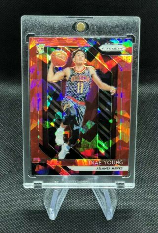 2018 - 19 Panini Prizm Trae Young Cracked Red Ice Rc Rookie