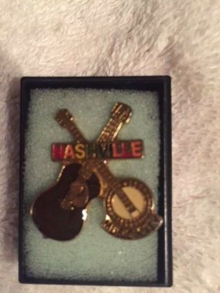 Nashville Tennessee Music City Guitar & Banjo Pin