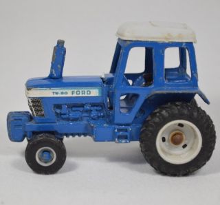 Vintage Ertl Ford Tw - 20 Diecast Metal Farm Tractor 1/64 Scale