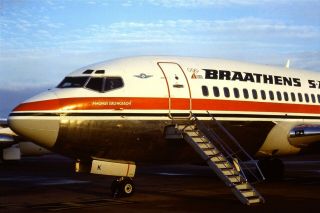35mm Colour Slide Of Braathens Boeing 737 - 205 Ln - Sul Close - Up