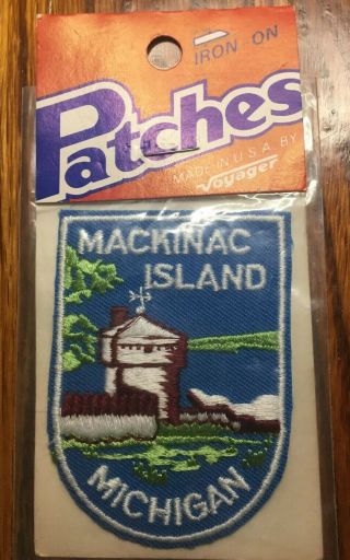 Vintage Mackinac Island Michigan Souvenir Embroidered Badge Patch 2”x 2 3/4”