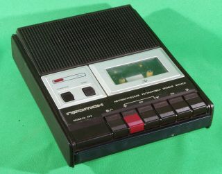 PROTON M - 402 Russian Portable Cassette Recorder Tape Player USSR Boxed 80s 2