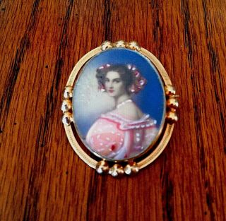Vintage Pin Brooch Pendant - - - - Lady In Pink Portrait - - - - Gold Colored Beaded Rim