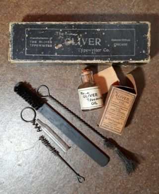 Vintage Oliver Typewriter Co.  Chicago Cleaning Kit With Glass Oil Bottle