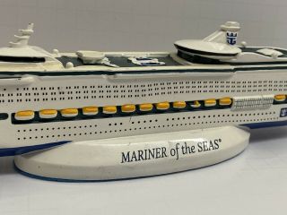 Royal Caribbean MARINER OF THE SEAS Cruise Line Ship Model - SMALL PIECE BROKEN 2
