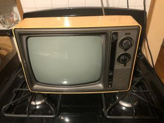 1980s Solid State B/w Television 12 " Sears 401 Tv Portable Retro Gray Gaming